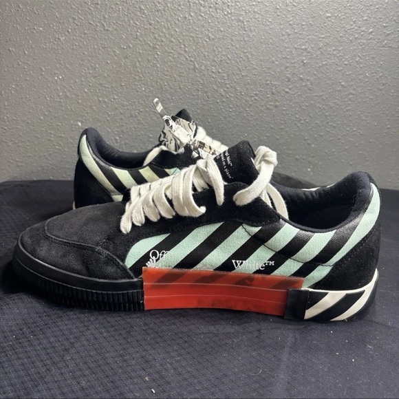 Size 11 - Off-White Vulc Sneaker Low Black Green - Picture 8 of 15
